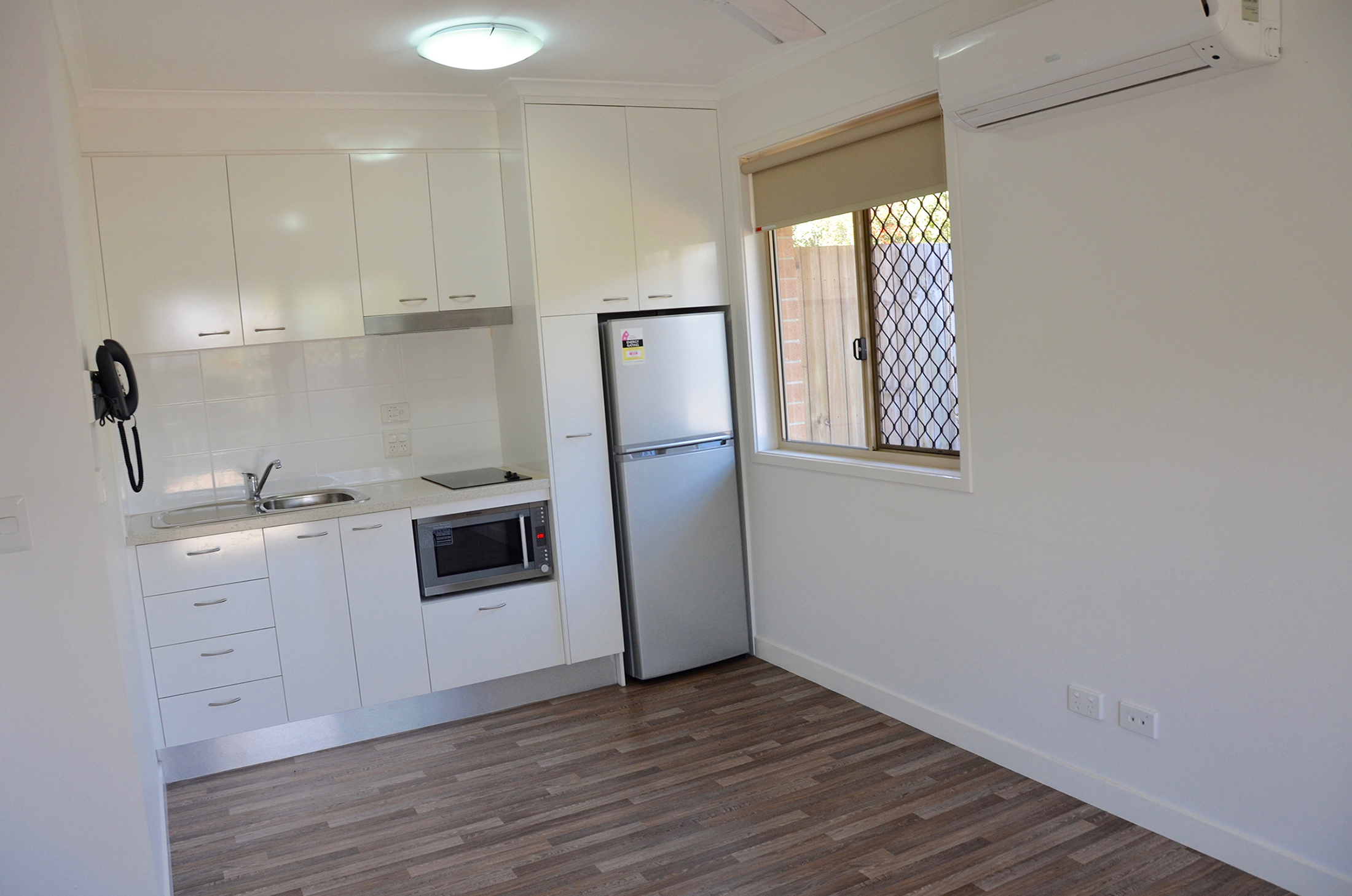Seasons Redbank Plains display kitchen